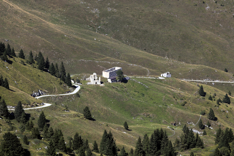 2017-08-29_152437 trentino-suedtirol-2017.jpg - Auf der Fahrt zum Monte Grappa